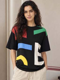 Bewakoof - Women's Black All Over Printed Oversized T-shirt