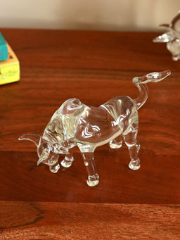 Unravel India - Handcrafted Crystal Bull Ideal Gift For Stock Market