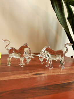 Unravel India - Transparent Crystal Bull Duo Iconic Stock Market Symbol