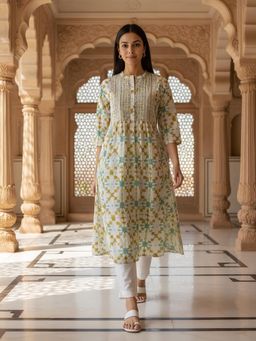 Rangita - Women Off White Cotton Embroidered Kurta
