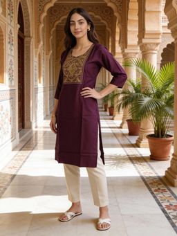 Rangita - Women Purple Viscose Rayon Embroidered Kurta