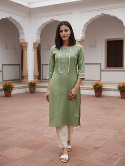 Rangita - Women Green Rayon Embroidered Kurta