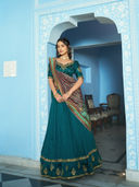 Teal color option, Currently selected