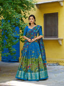 Teal color option, Currently selected