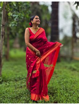 APAAPI THREADS OF GLORY - Women Red Cotton Silk Woven Saree with Unstitched Blouse