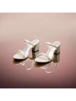 SCENTRA - Irine Metallic White Sandals