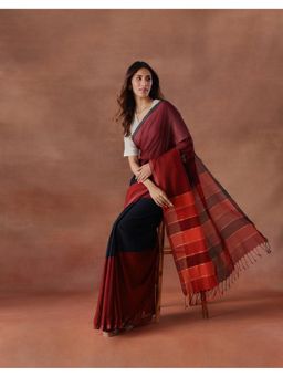 Fabindia - Women Maroon Cotton Saree without Blouse
