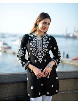 HOUSE OF KARI - Women Black Embroidered Kurta