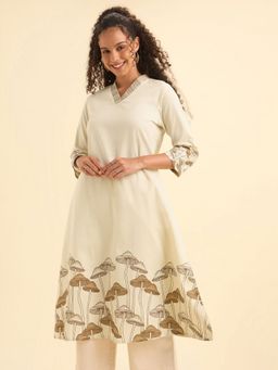 VISMAY - Women Ivory Printed Kurta