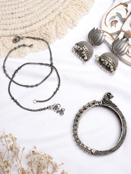 Teejh - by Joker and Witch Ragini Silver Oxidised Jewelry Gift Set