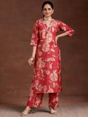 Red color option, Sold out, Currently selected
