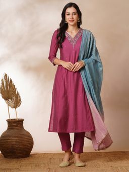 Kami Kubi - Women Pink Embroidered A-Line Fit Kurta with Pant and Dupatta (Set of 3)