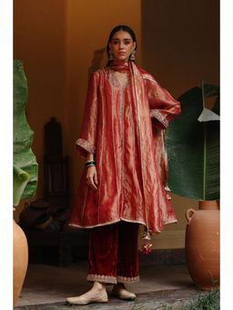 Begum Pret - Rust Raya Kurta with Pant and Dupatta (Set of 3)