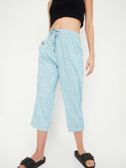 max - Women Floral Printed Woven Capri