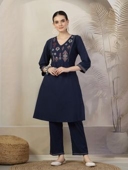 Nayam by lakshita - Embroidered Cotton Linen Kurta and Pants (Set of 2)