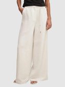 Off White color option, Currently selected