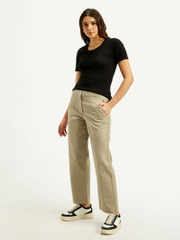 Levi's - Beige Solid Straight Fit Trouser