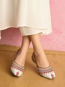 White color option, Currently selected