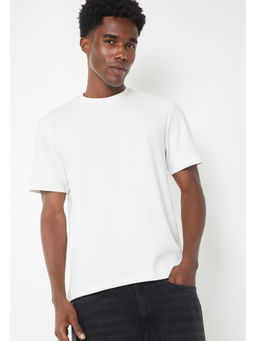 max - Men White Solid/Plain Cotton Blend T-Shirt