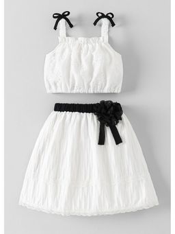 Hopscotch - White Embroidered Bow Applique Top And Skirt