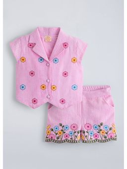 Hopscotch - Floral Embroidery Collared Shirt And Shorts