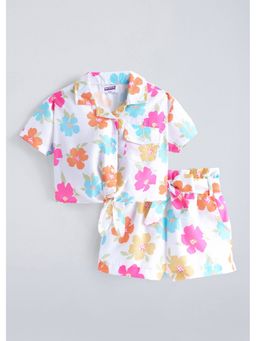 Hopscotch - White Floral Printed Collared Shirt With Shorts And Belt