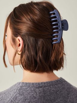 Accessorize London - Women Navy Blue Claw Clip