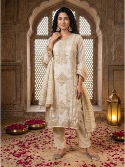 Gahan - Womens Embroidered Ethnic Motifs Silk Blend Kurta with Pant with Dupatta