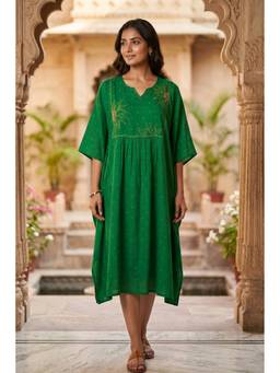 NAVYAS FASHION - Green Embroidered Cotton Kaftan