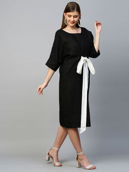 Echke - Dress With Mid-riff Tie-up