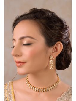 ANANA - White Nirja Necklace with Earrings