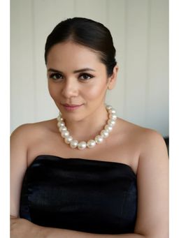 ANANA - Off White Noor Necklace