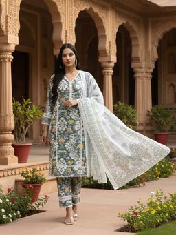 Yufta - Green & White Cotton Pakistani Style Kurta With Pant & Dupatta