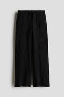 Black color option, Sold out, Currently selected