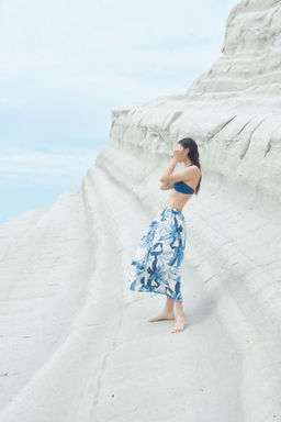 H&M - Women White Flared Skirt