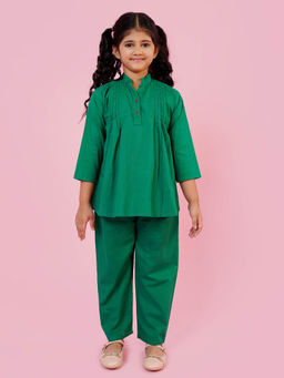 AJ Dezines - Dark Green Pure Cotton 3-4Th Sleeves Solid Girls Co-Ord (Set of 2)