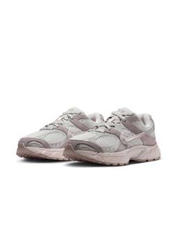 Nike - Womens V5 RNR LX Sneakers
