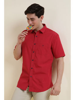 Allen Solly - Men Red Slim Fit Solid Half Sleeves Shirt