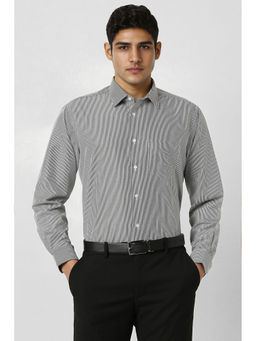 Van Heusen - Men Black and White Regular Fit Stripes Shirt