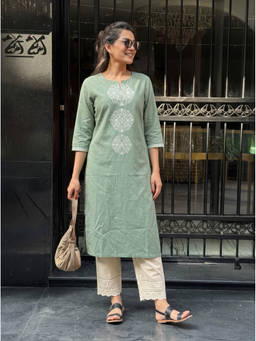 The Suitable - Hazel Green Floral Medallion Thread Embroidery Kurta with Pant