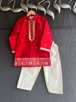 THE WISHING CLOSET - Red Printed Kurta and Pyjama