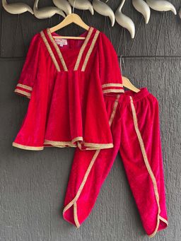 THE WISHING CLOSET - Pink Solid Kurta and Dhoti