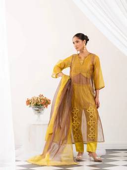 LABEL SHRYESI - Amber Petal Yellow Kurta And Pant With Dupatta