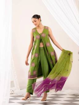 LABEL SHRYESI - Forest Petal Green Kurta, Inner And Palazzo With Dupatta