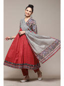 Maroon color option, Currently selected