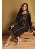 Black color option, Sold out, Currently selected