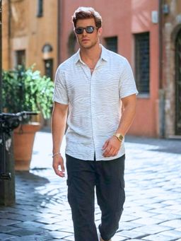 RIGO - Men Light Green Cut Away Collar Casual Shirt