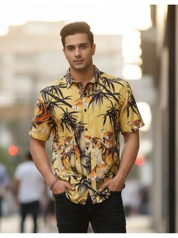 RIGO - Men Yellow Cotton Cut Away Collar Casual Shirt
