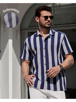 RIGO - Men Printed Cotton Blue Cut Away Collar Casual Shirt