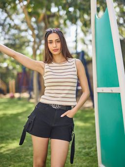 CRIMSOUNE CLUB - Women Black Hot Shorts